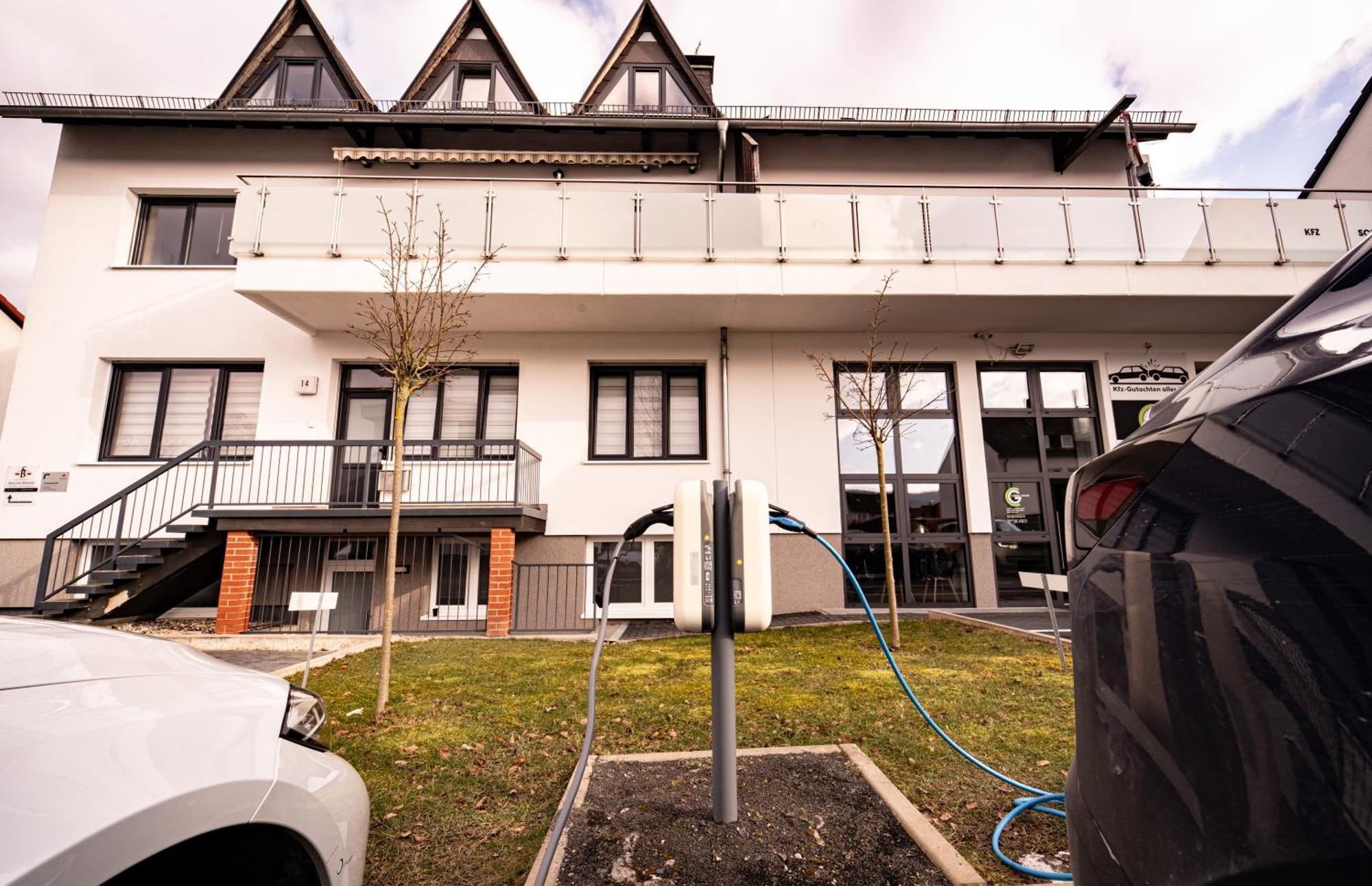 Ferienwohnung Mit Ladesaeule In Kassel Harleshausen Екстериор снимка
